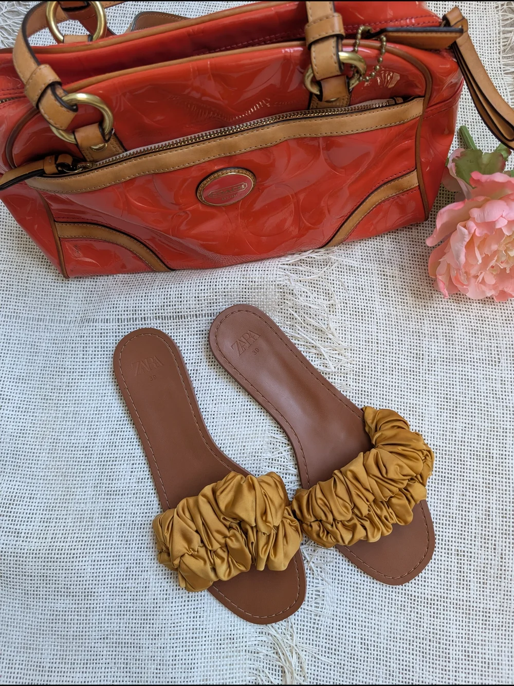 Zara Tan Slide Sandals with Mustard Ruched Satin Strap sz39 - Picture 4 of 7